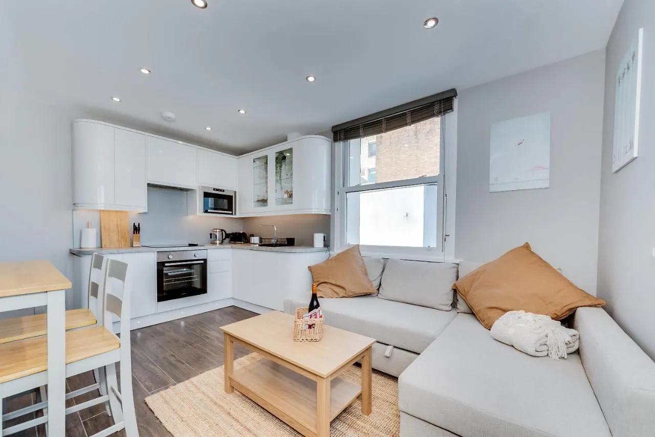 Cosy Retreat With Views Of Brighton City And Sea 0*,  Birleşik Krallık